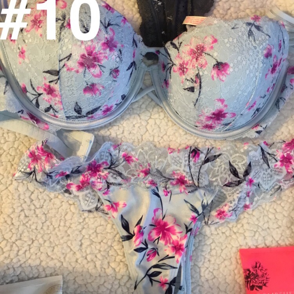 Victoria’s Secret Pink Brand Matching Bra & Panty